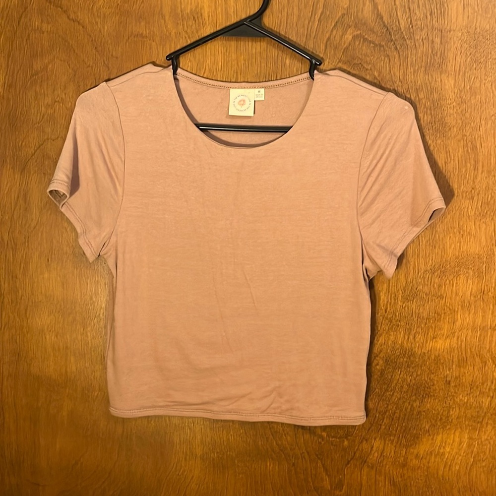 Live in the Moment crop tee